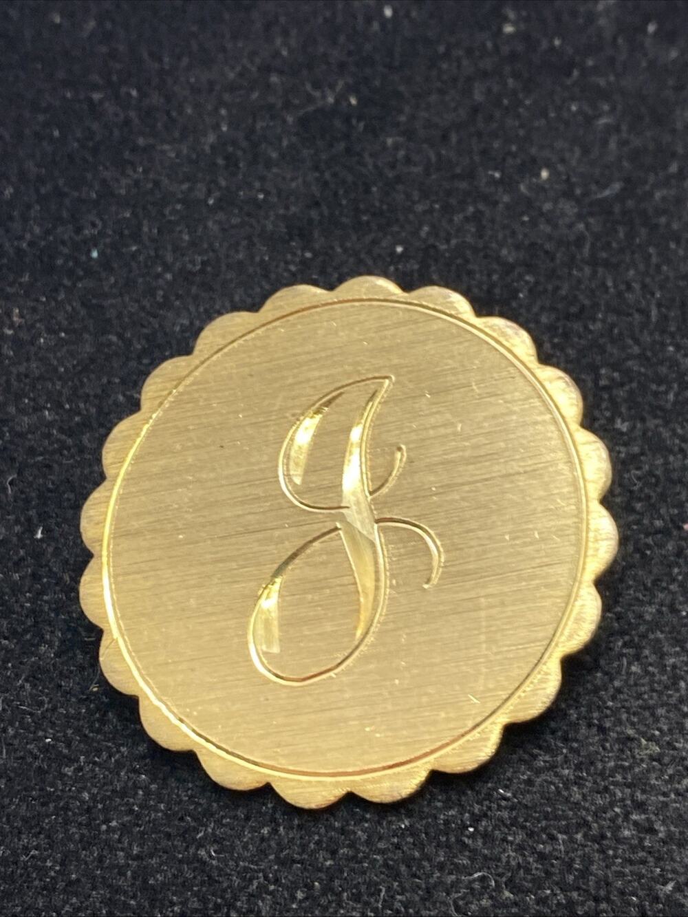 Letter G Lapel Pin Gold Tone